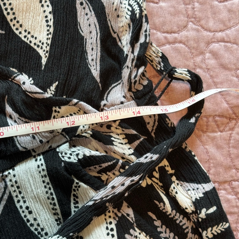 AnyBody Monochrome Leaf Pattern Jumpsuit - Picture 8 of 15